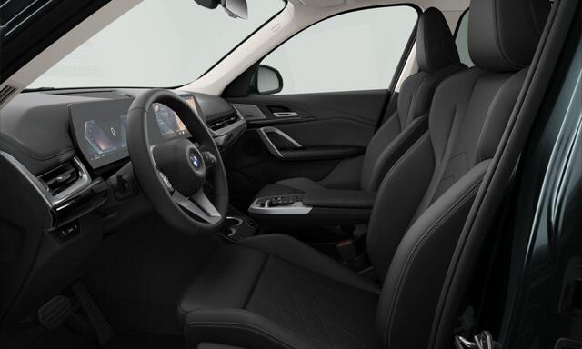 BMW X1 sDrive20i xLine | Premium Pack | Travel Pack | Comfort Pack | Trekhaak