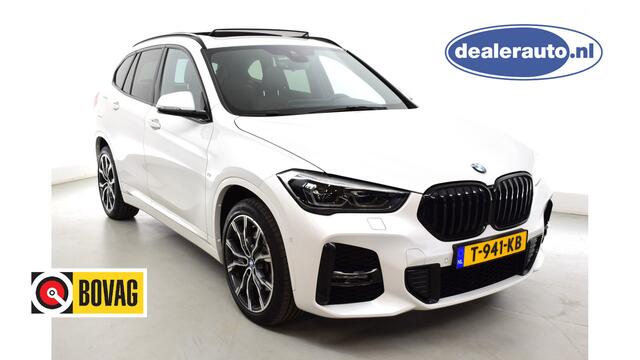 BMW X1 xDrive 25e M pakket-PANORAMA-Nw staat -HUD, -Camera-Harman kardon-Privacy-Trekhaak