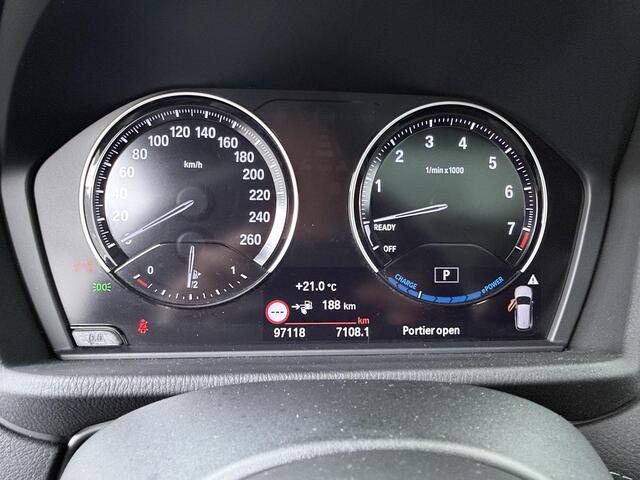 BMW X1 xDrive25e eDrive Edition | Head-Up | Stoelverwarming | PDC |