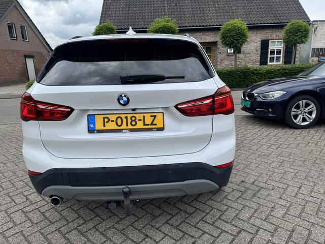 BMW X1 sDrive16d High Executive Automaat