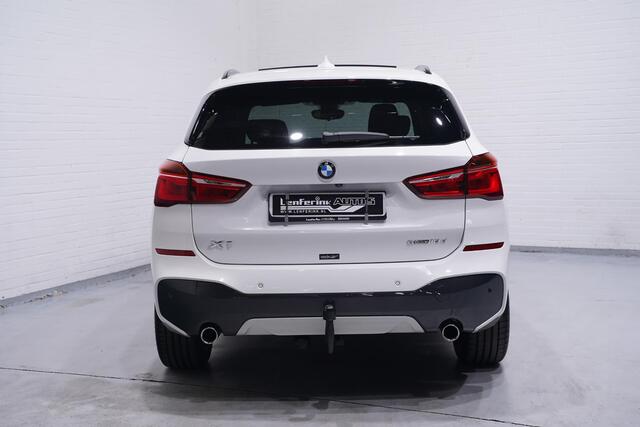 BMW X1 sDrive18d M Sport Panodak Head-up Leder Camera Afn. trekhaak PDC v+a