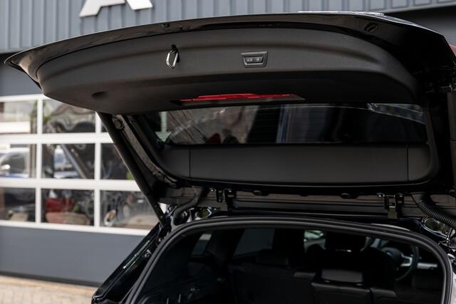 BMW X1 xDrive25e M Sport | Driving Ass. Plus | 20' Inch | Comfort Access | Adaptief M onderstel | Stoelverwarming |