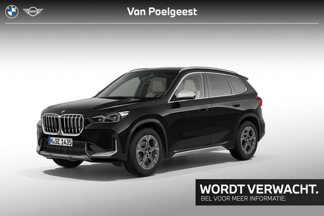BMW X1 sDrive18i | Panoramadak | xLine | Travel Pack | Premium Pack