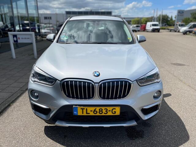 BMW X1 sDrive20i Orange Edition II