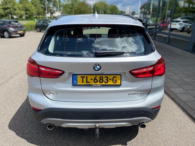 BMW X1 sDrive20i Orange Edition II
