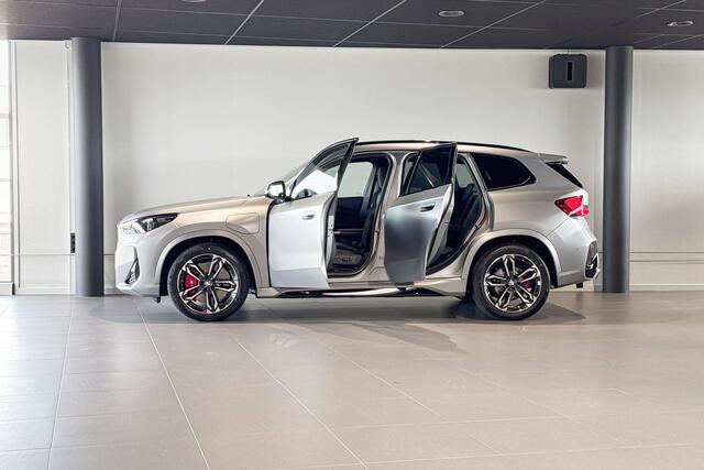 BMW X1 xDrive25e | M Sport Pro | Glazen Panoramadak | Harman Kardon | Stoelverwarming | Head-Up Display | Trekhaak |
