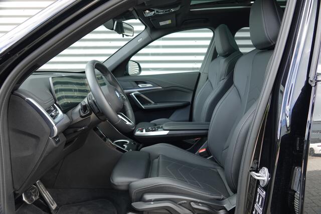 BMW X1 xDrive25e | M-Sport | Panodak | Trekhaak | Camera | Leder |