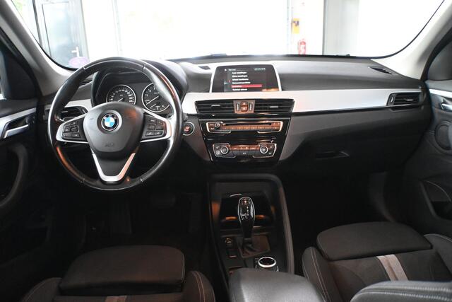 BMW X1 sDrive18i Executive Automaat Clima Navigatie Trekhaak Stoelverwarming Cruise 100% Onderhouden! Inruil Mogelijk!