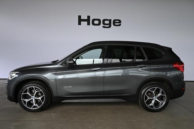 BMW X1 sDrive18i Executive Automaat Clima Navigatie Trekhaak Stoelverwarming Cruise 100% Onderhouden! Inruil Mogelijk!
