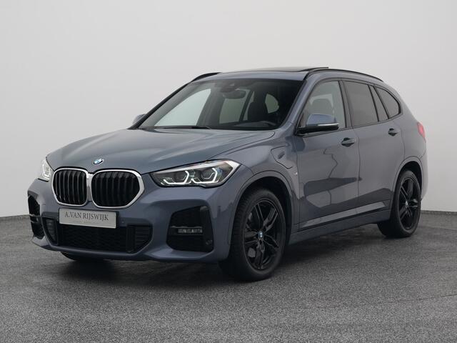 BMW X1 xDrive25e M-Sport | PANO | H&K | CAMERA | STOELVERW.