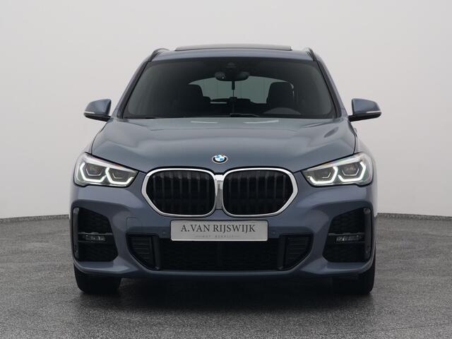 BMW X1 xDrive25e M-Sport | PANO | H&K | CAMERA | STOELVERW.