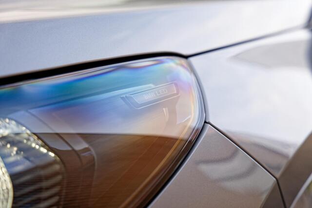 BMW X1 sDrive20i M-Sport Pro, Panoramadak, 19" LM velgen, Harman/Kardon, enz
