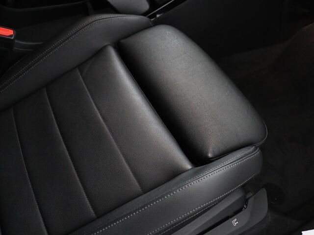 BMW X1 xDrive23i M Sport | Head-Up | Adaptieve Cruise | Trekhaak | Leder | 360 camera | Stoelverwarming | Keyless | Adaptief LED | Carplay | Sportstoelen | Live Cockpit Professional