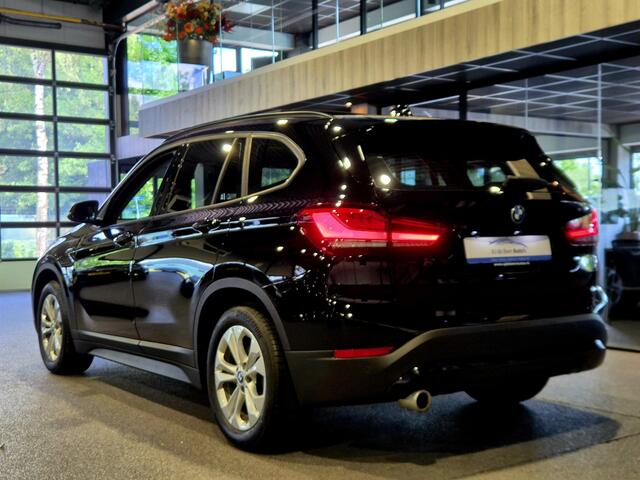 BMW X1 xDrive25e Executive Panorama | Camera | Volleder | Stuur/stoelverwarming