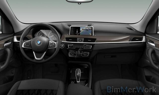 BMW X1 sDrive20i 192pk High Exe,HUD,Keyless,LED,NaviPro,Camera,Stoelverw,Dealer OH,Trekhk Afn.,