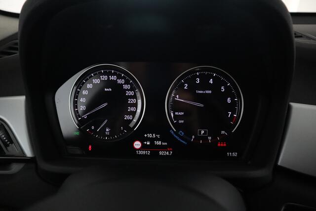 BMW X1 sDrive20i High Executive 192 PK! Navigatie, Stoelverwarming