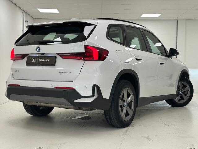 BMW X1 xDrive30e Luxury | Trekhaak | Panoramadak | Adaptief CC. |