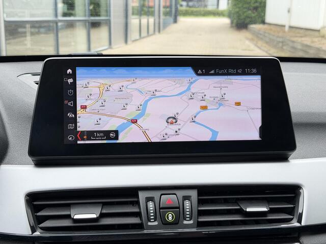 BMW X1 xDrive25e | Head-Up/Camera/Navi/Stoelverw./Climate Control