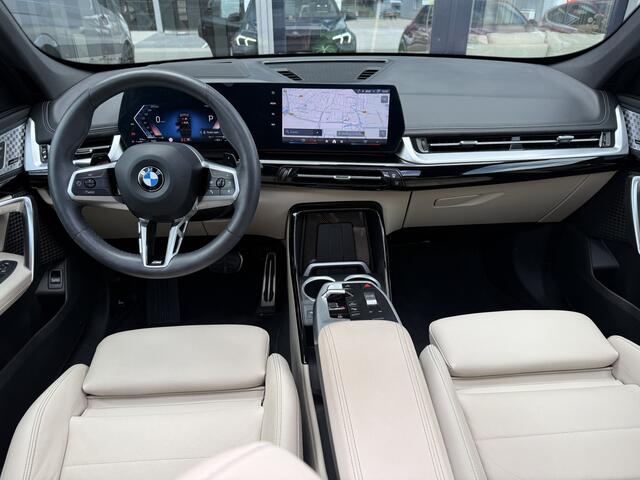 BMW X1 sDrive20i M-Sport Pano/Leder/H&K