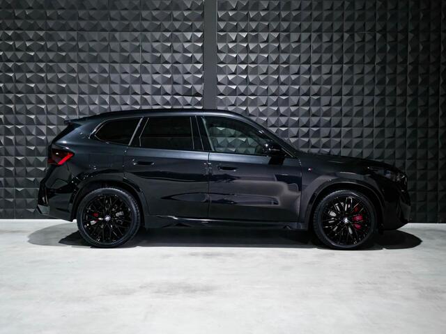 BMW X1 xDrive30e M Sport Pro | Pano | 20"| Trekh | Memory | Drive Pro | H/K | HUD | Ad. Li. | Topv |