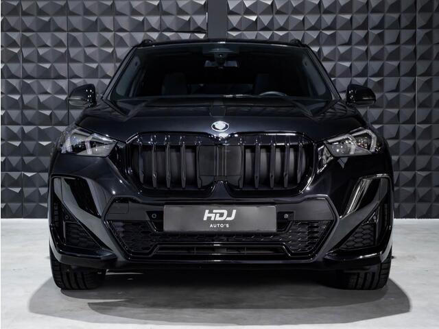 BMW X1 xDrive30e M Sport Pro | Pano | 20"| Trekh | Memory | Drive Pro | H/K | HUD | Ad. Li. | Topv |