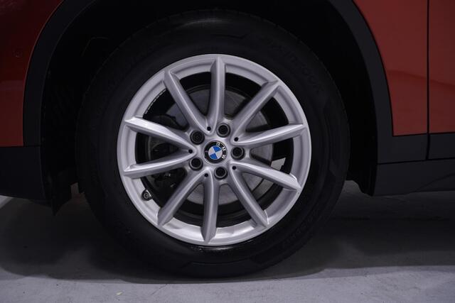 BMW X1 sDrive18i Executive Edition NAP Navi Led koplampen Head-up Trekhaak Camera PDC v+a