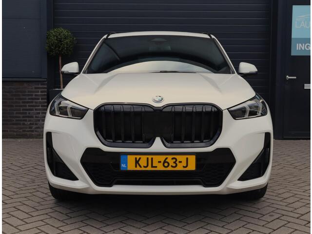 BMW X1 xDrive25e | Pano | H+K | Massage | BLIS