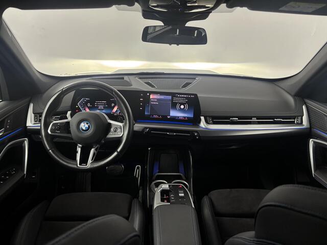 BMW X1 xDrive30e | M-sport | Trekhaak | Head-up |