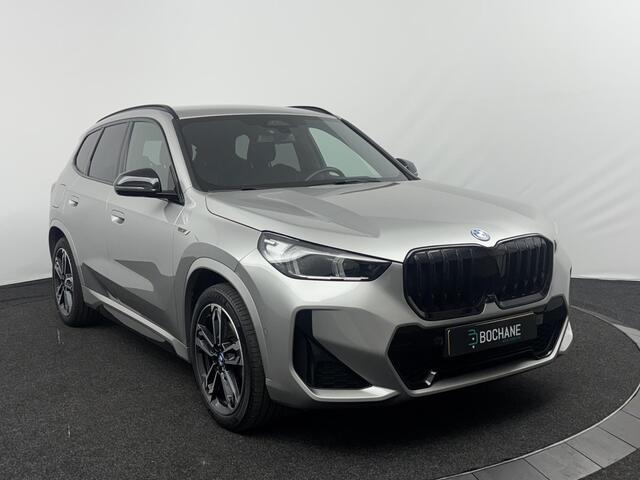 BMW X1 xDrive30e | M-sport | Trekhaak | Head-up |