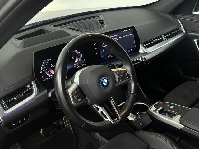 BMW X1 xDrive30e | M-sport | Trekhaak | Head-up |