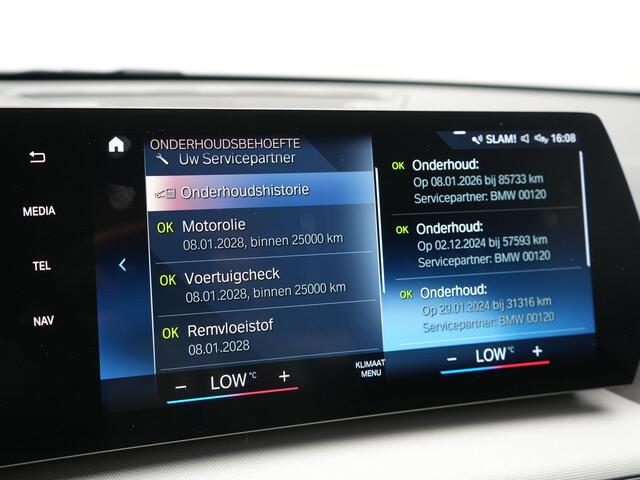 BMW X1 xDrive25e Sportline PHEV 245pk Dealer O.H. | Trekhaak Af Fabriek | Adaptive Cruise | Camera | Harman / Kardon | Lederen Sportstoelen Massage & Memory | Sfeerverlichting | Keyless | Blis | Stoelen & Stuur Verwarmd | Apple Carplay | Plug In Hybrid |