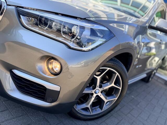BMW X1 X1 sDrive20i High Executive I Leer I Camera I Trekhaak