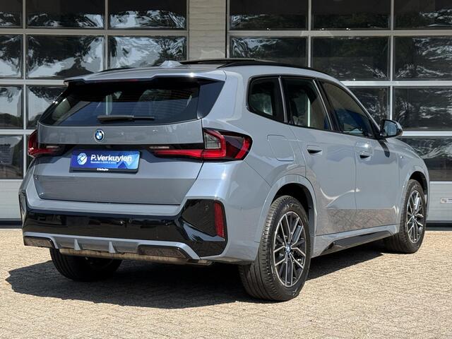 BMW X1 xDrive25e M SPORT | PANORAMA | TREKHAAK | LEDER | HEAD UP | ELEKTR. STOELEN |