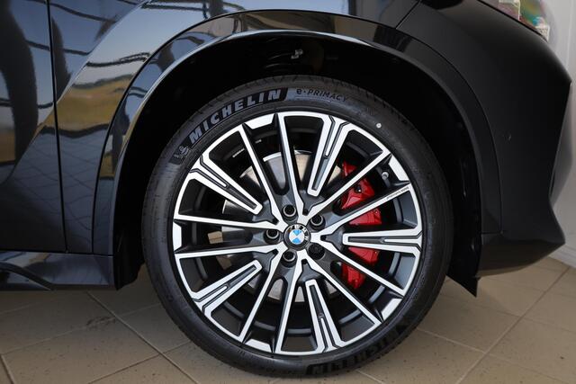 BMW X1 xDrive25e | M Sportpakket Pro | Harman/Kardon | Panoramadak | Driving Assistant | Trekhaak