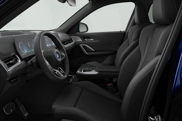 BMW X1 xDrive30e | M-Sport | Trekhaak | Travel Pack | Harman/Kardon | Stuurwielverwarming | Head-Up Display