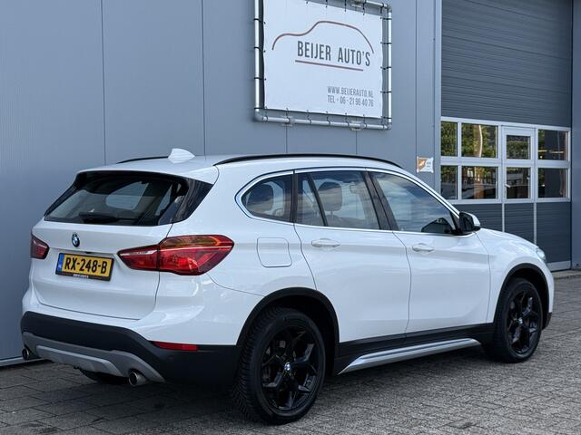 BMW X1 xDrive20i High Executive Automaat Navigatie/Trekhaak/Camera.