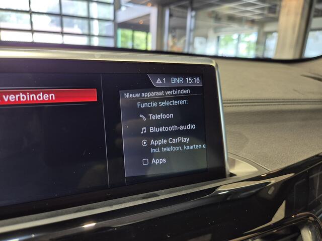 BMW X1 xDrive25e High Executive X-Line | Panorama | Beige leder | Camera | Stoelverw. | Carplay