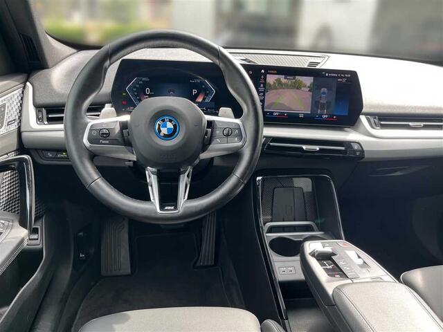 BMW X1 xDrive25e Trekhaak Harman-Kardon Leder Elek Stoelverstoeling LED Carplay DAB Achteruitrijcamera Stuurwielverwarming
