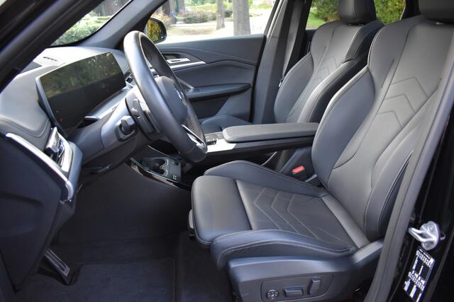 BMW X1 sDrive20i M-SPORT '24 BOMVOL! 21dkm PANO, Trekh.