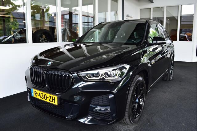 BMW X1 sDrive20i M-Sportedition | 1800kg !
