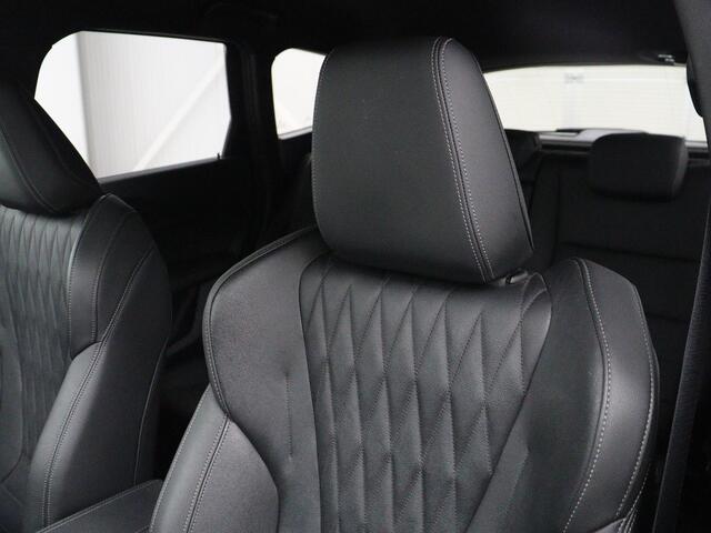 BMW X1 xDrive23i M-sport | Trekhaak | Leder | Head-up | 360 camera | Carplay | Stoelverwarming | Cruise control | Sfeerverlichting | Climate control | Full LED