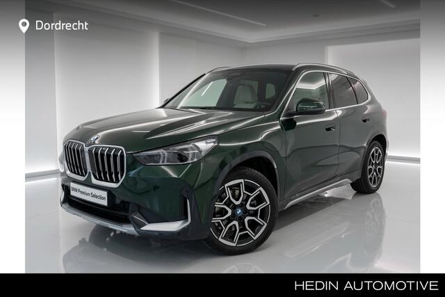 BMW X1 xDrive25e xLine | Trekhaak | Panorama | Camera | 19"