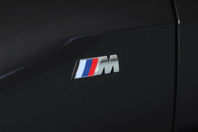 BMW X1 sDrive18i 136 PK | M-Sport | Afn. Trekhaak | Dig. Cockpit | Cruise | PDC | Camera | NAV + App. Connect | ECC | Elek. Klep | LM 18" |