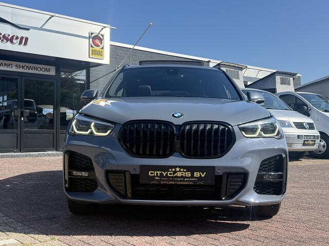 BMW X1 xDrive25e M sport plug-in hybride full options soh 86.9% pano navi climate ctr M spoiler pakket leder camera led dealer onderhouden