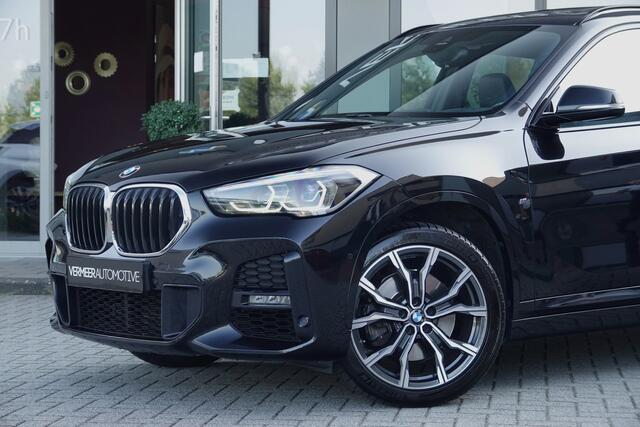 BMW X1 xDrive20i High Executive M Sport | Panoramadak | Leder | VOL |