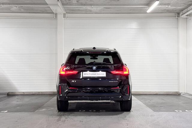 BMW X1 xDrive25e | M-Sport Pro | Premium Pack | Travel Pack | Panoramadak | Harman/Kardon | Comfort Access