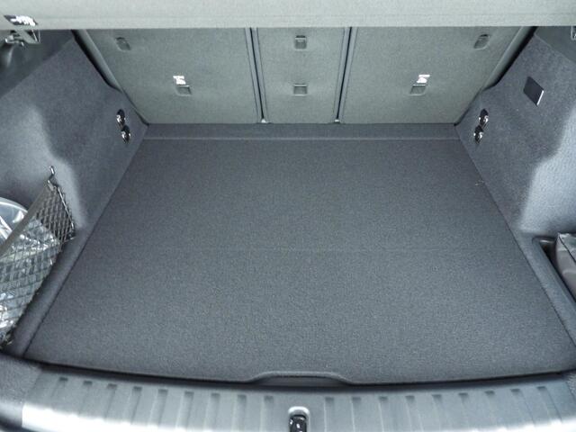 BMW X1 xDrive25e M-Sportpakket / Trekhaak / Panoramadak / Driving assist plus / Getint glas / Head-up / Harman-kardon / Alu wielen 20 inch