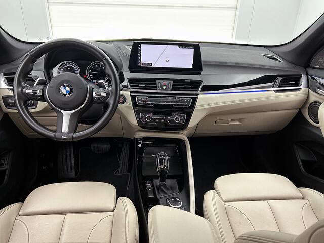 BMW X1 sDrive20i High Executive Edition | Harman Kardon Audio | Elektrische stoelen | Eerste eigenaar |