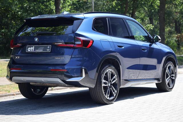 BMW X1 sDrive18i Elektrische trekhaak, Adaptieve LED, Stuurwielverwarming, DAB, X-Line, Keyless, Memorystoelen, etc.