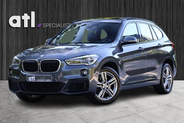 BMW X1 sDrive18i High Executive M-Sport | Leder | Pano | HUD | Navi Plus | Stoelverwarming | Hifi | DAB | Grootlichtassistent | Etc.